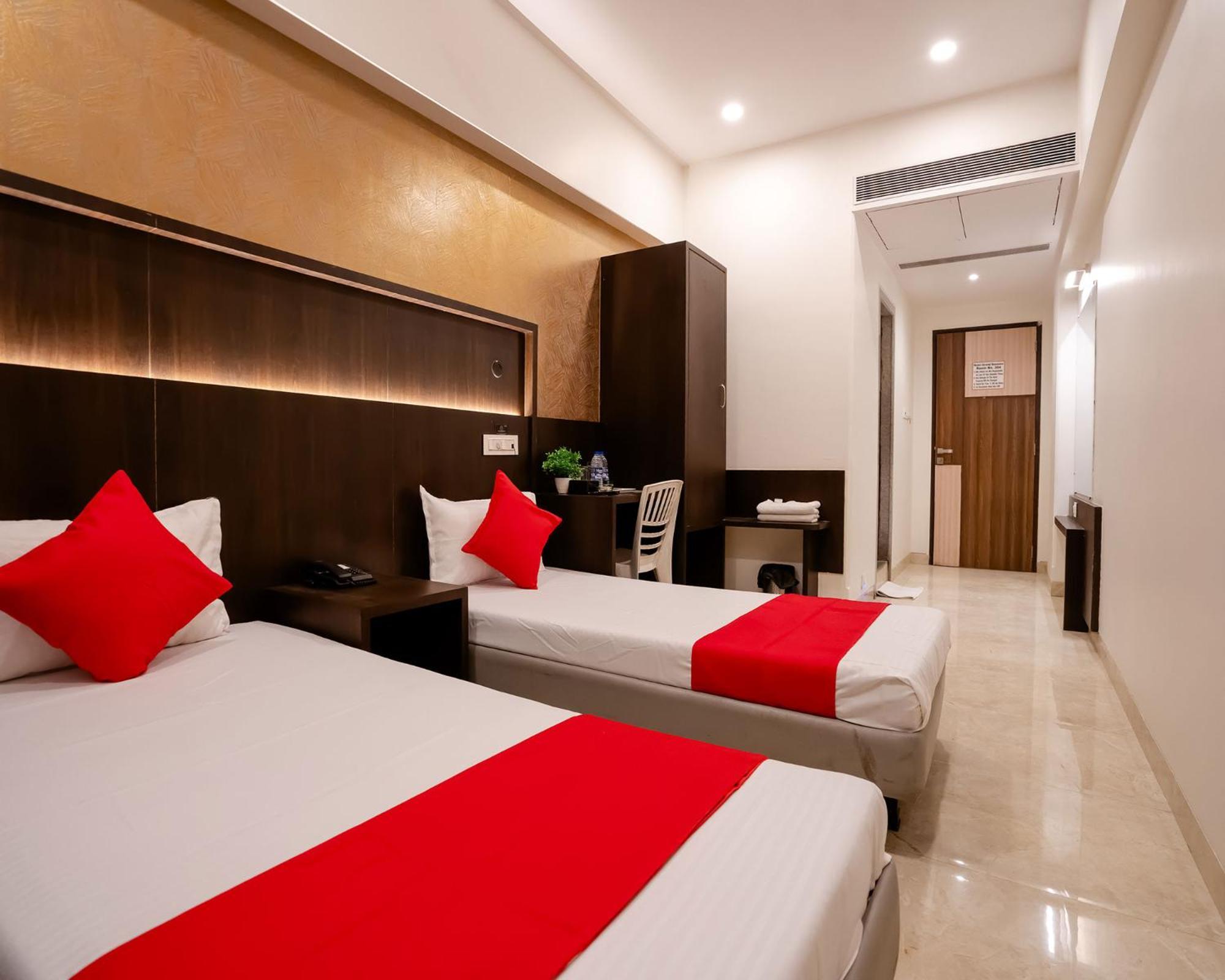 Hotel Grand Seasons- נאווי מומבאי מראה חיצוני תמונה