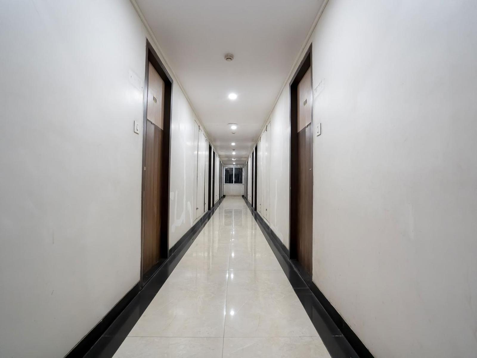 Hotel Grand Seasons- נאווי מומבאי מראה חיצוני תמונה